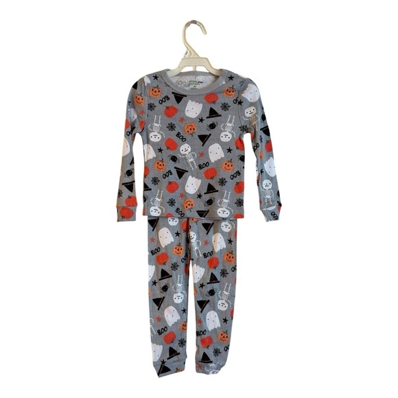 Chick Pea Halloween Pajamas 2T Toddler Set Ghost Pumpkin Boo Grey Sleepwear - Picture 1 of 4